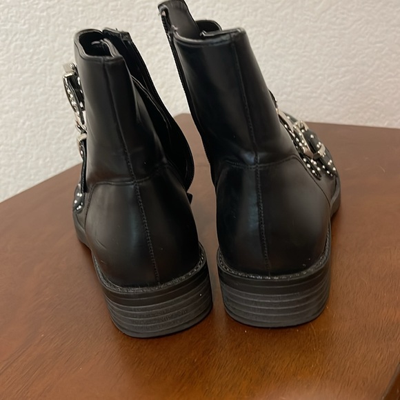 Madden 90’s Studded Combat boot - Picture 3 of 8